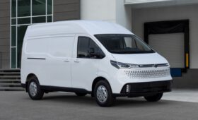 General Motors снова позаимствовал модель у китайцев: встречаем Chevrolet Express Max